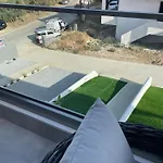 Nyaraló The Frog *